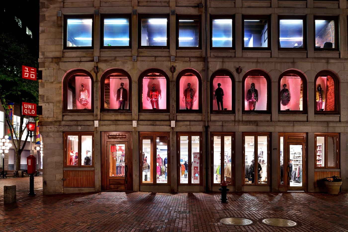 Uniqlo GenZ Retail Design Experts MG2