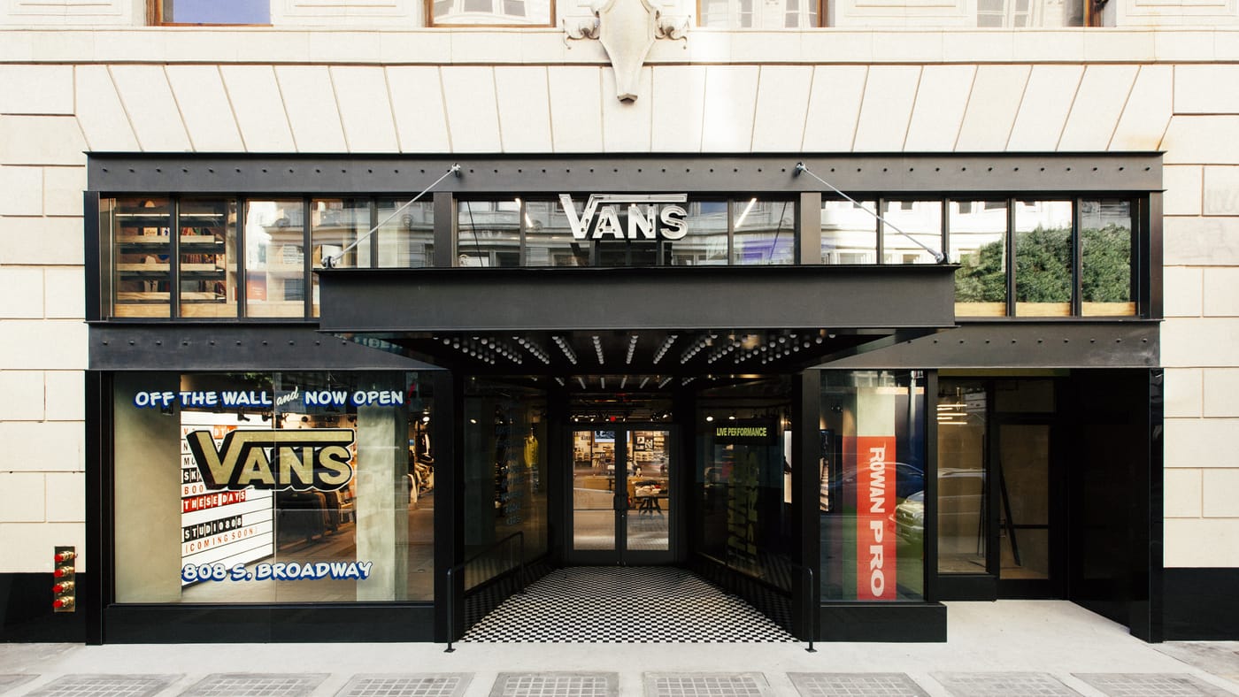 call vans store