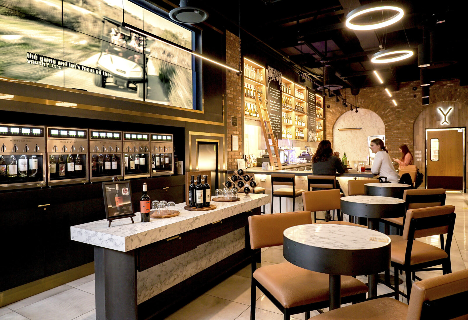 Wyne Vyne Washignton | Wine Tasting Room Design & Branding | MG2 ...