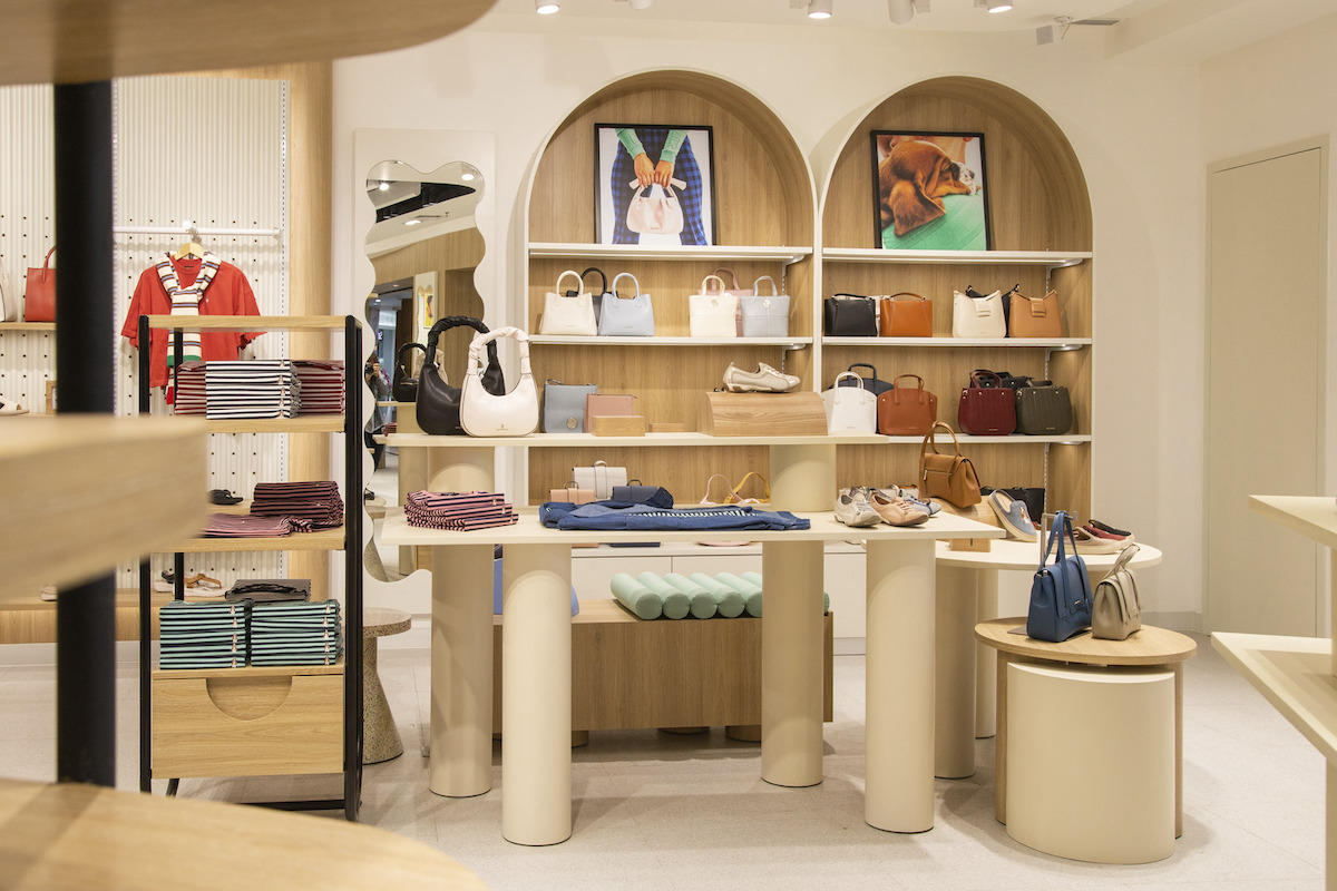 Footwear Retail Store Design by MG2 for Hush Puppies