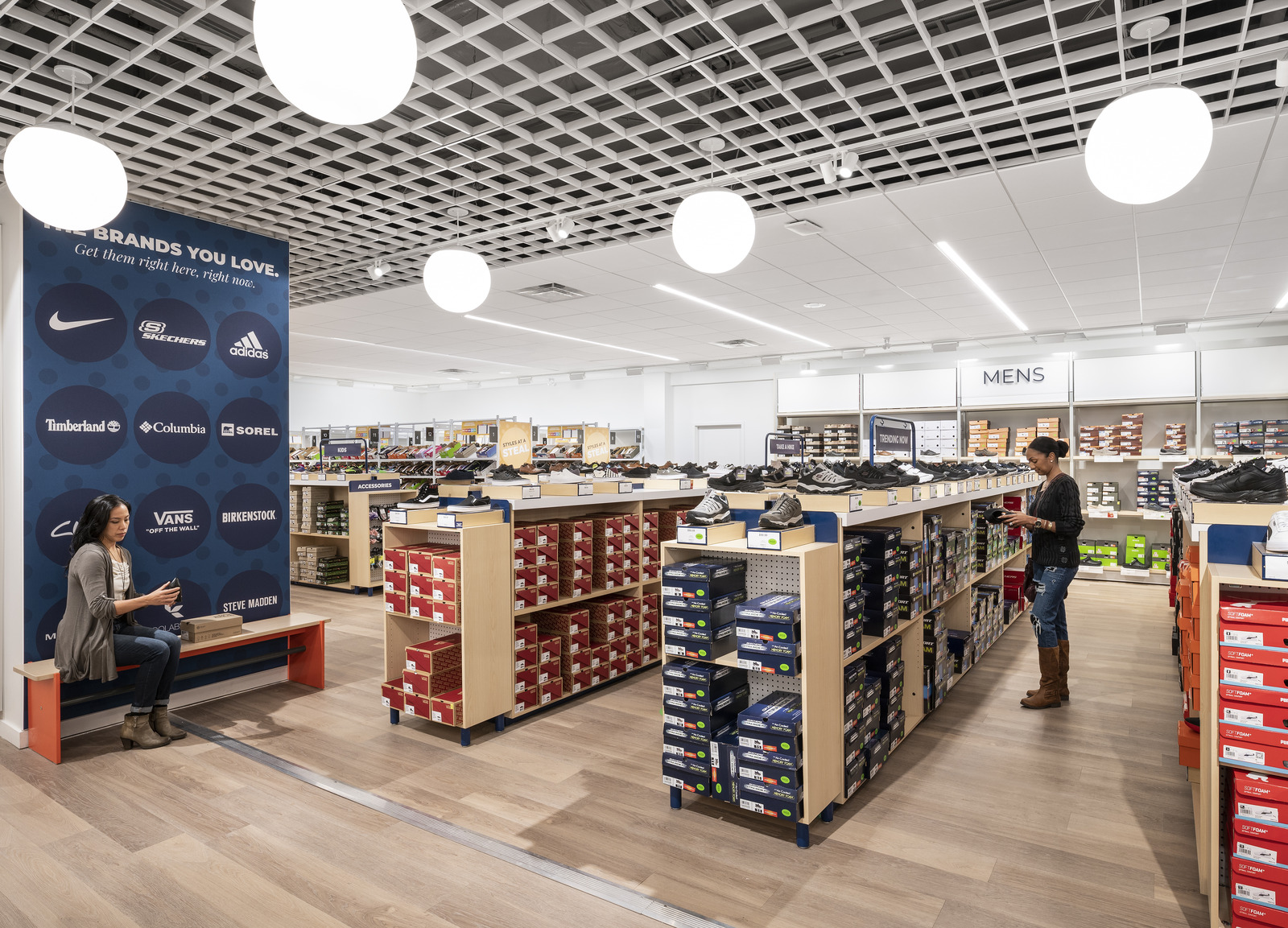 Skechers store 2024 victoria gardens